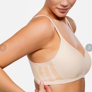 Underoutfit The Pureshape Nude Wireless Comfort Bra